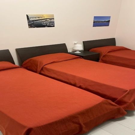 Sissi Comfort Rooms Foresteria Lombarda 몬차 외부 사진