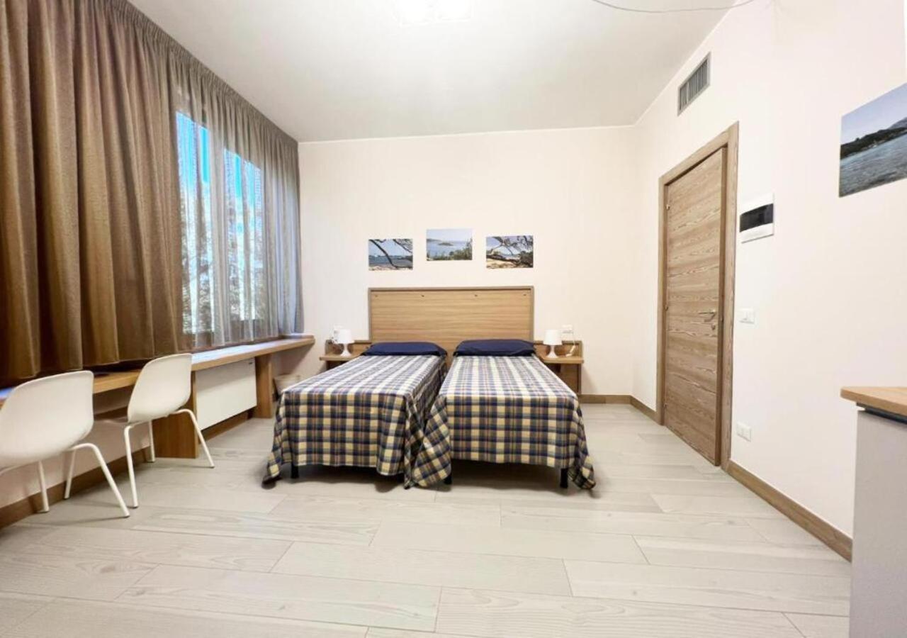 Sissi Comfort Rooms Foresteria Lombarda 몬차 외부 사진